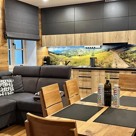 Apartman Maj-10 By Interhome