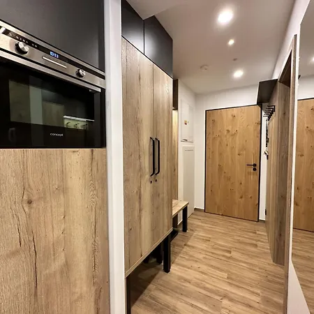 Maj-10 By Interhome Appartamento *